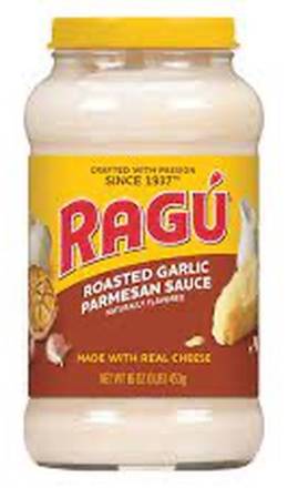 Ragu Roasted Garlic Parmesan 24 oz