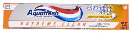 Aquafresh Extreme Clean with Whitening Action Mint Blast 5.6 oz
