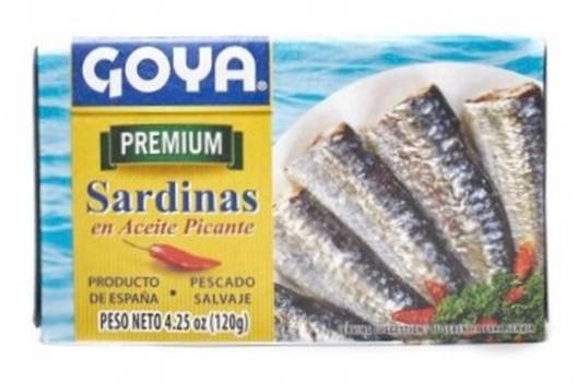 Goya Sardinas en Salsa Picante 4 oz