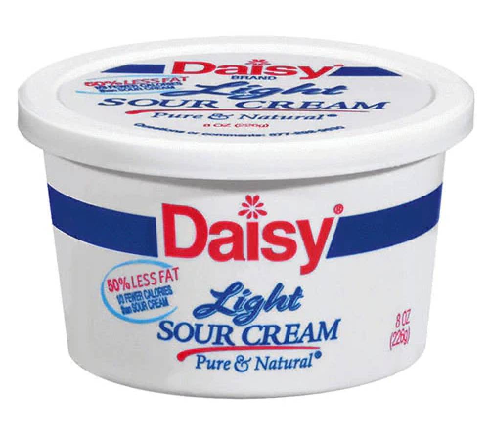 Daisy Light Sour Cream 8 oz